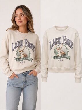 H&M | Lake Erie Graphic Sweatshirt Cream Deer Pullover | Size Medium